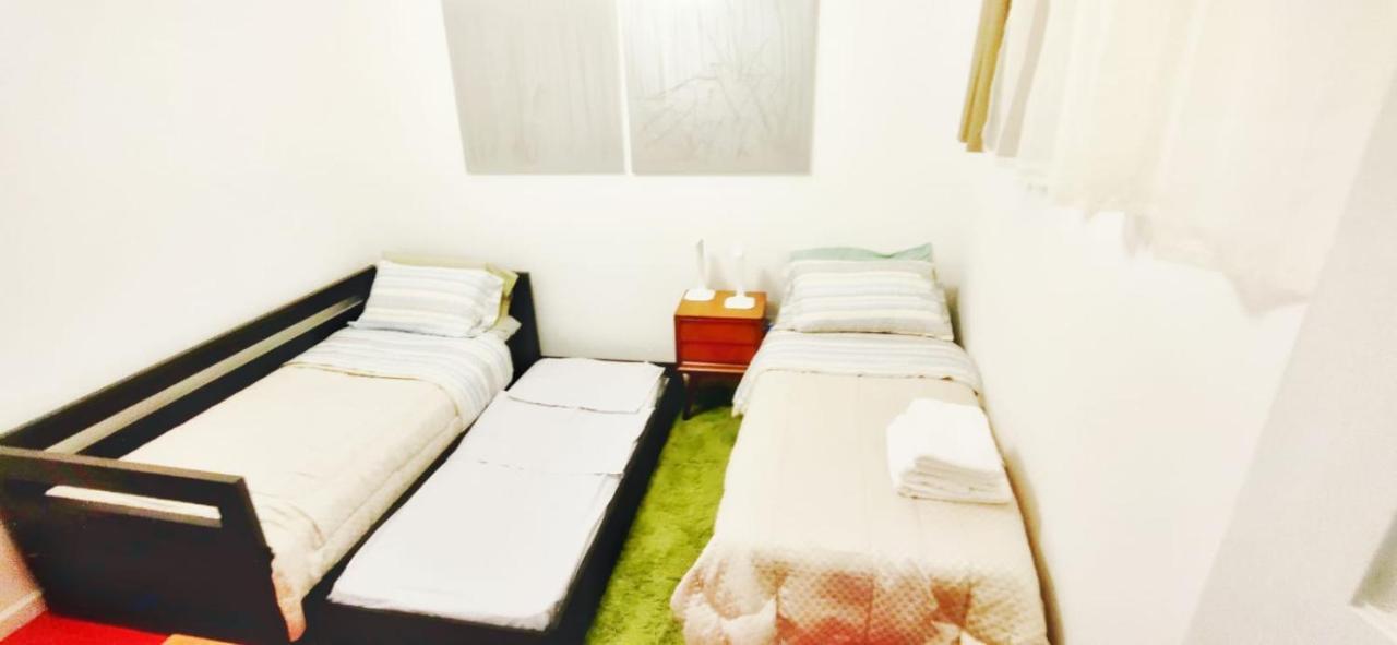 Villa House With Large Terrace, Jacuzzi And Gated Parking For One Car Montevideo Esterno foto