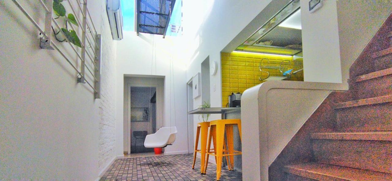 Villa House With Large Terrace, Jacuzzi And Gated Parking For One Car Montevideo Esterno foto
