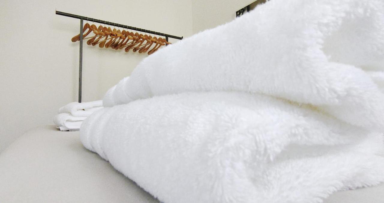 Villa House With Large Terrace, Jacuzzi And Gated Parking For One Car Montevideo Esterno foto
